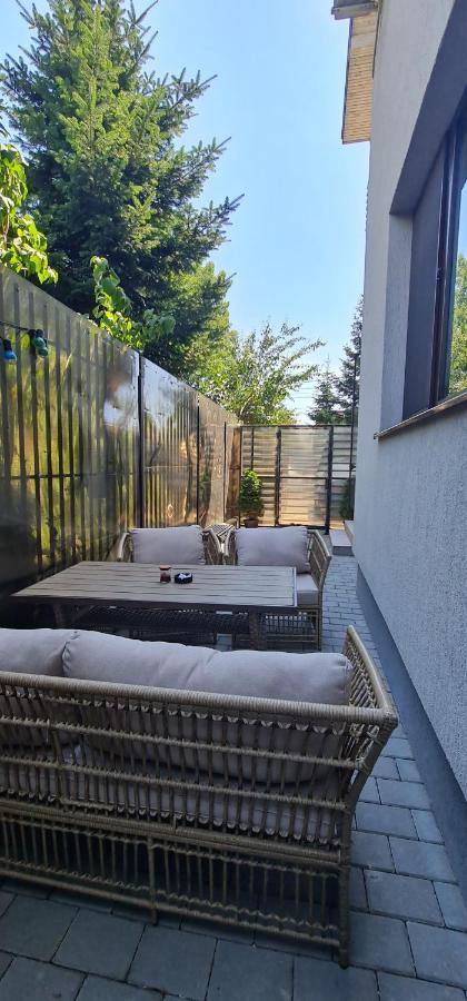 Exclusive Living Apartment Bukarest Kültér fotó