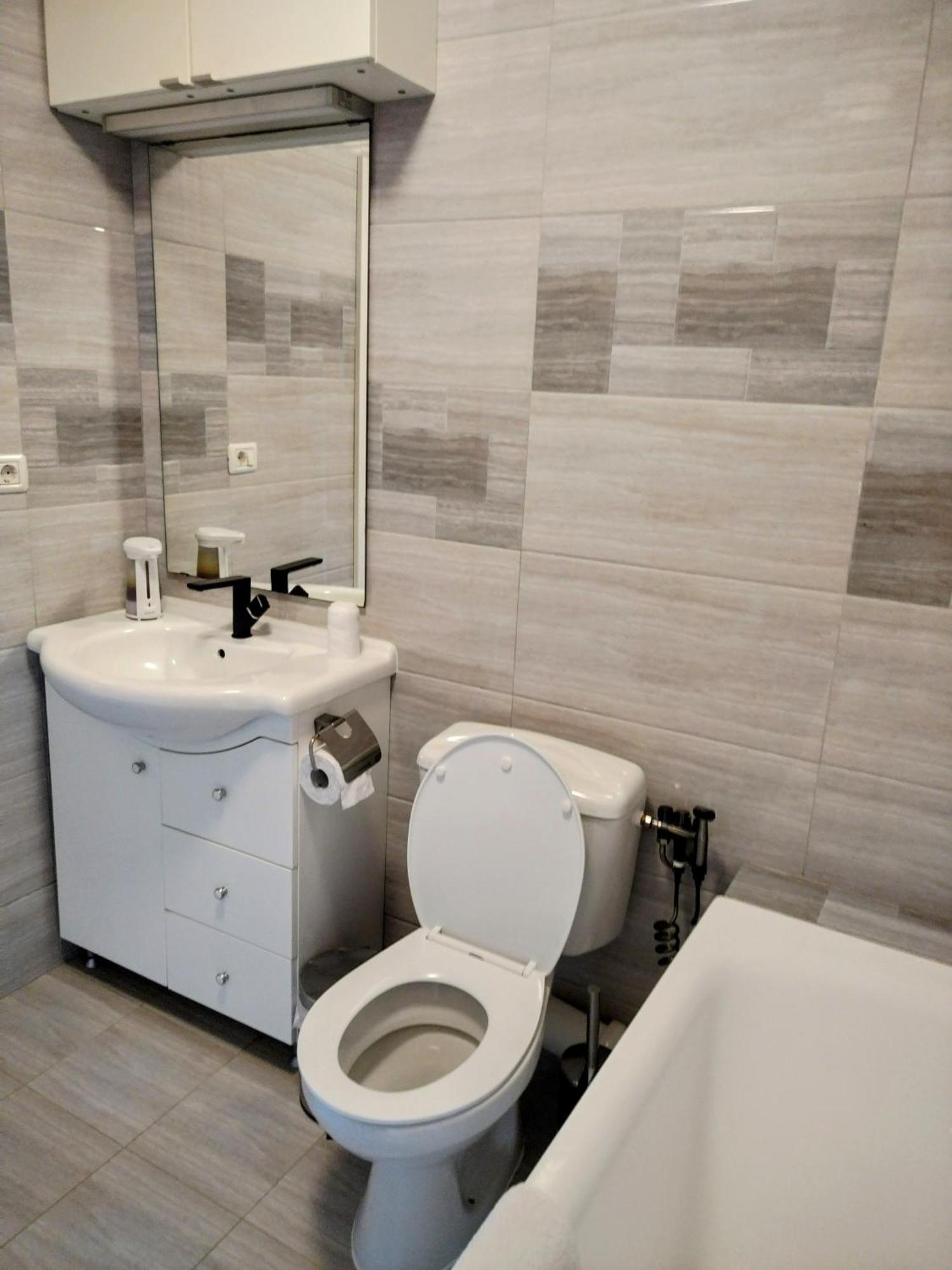 Exclusive Living Apartment Bukarest Kültér fotó